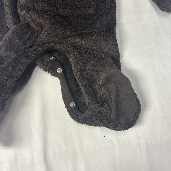 Baby  gap - plush convertible footed bunting bag/outerwear. Size 3-6 months. $20 - Picture 6 of 7